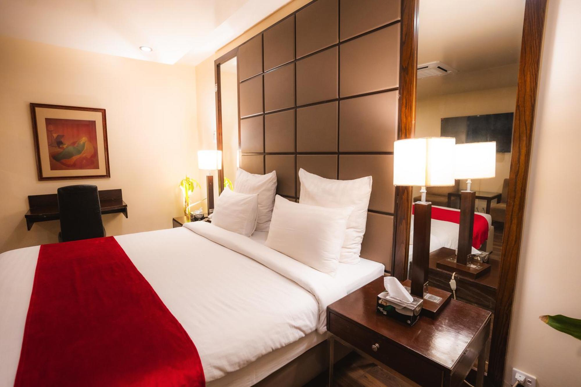 Rockville House Managed & Operated By Serai Boutique Hotels And Resorts イスラマバード エクステリア 写真